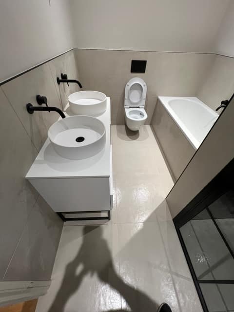 Bathroom renovation w9 — Bathrooms
