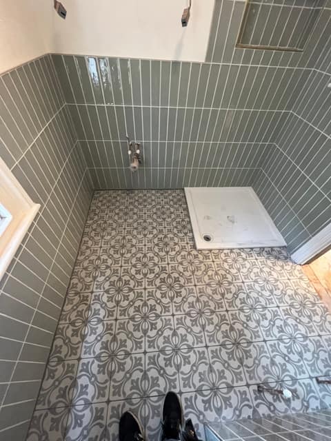 Bathroom Tiling walls and floor — Shower Rooms